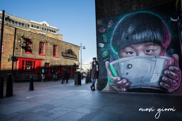 Londra Alice Graffiti 2